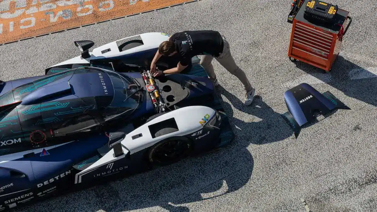 "Révolution" : la voiture électrique qui se recharge en moins de 4 minutes