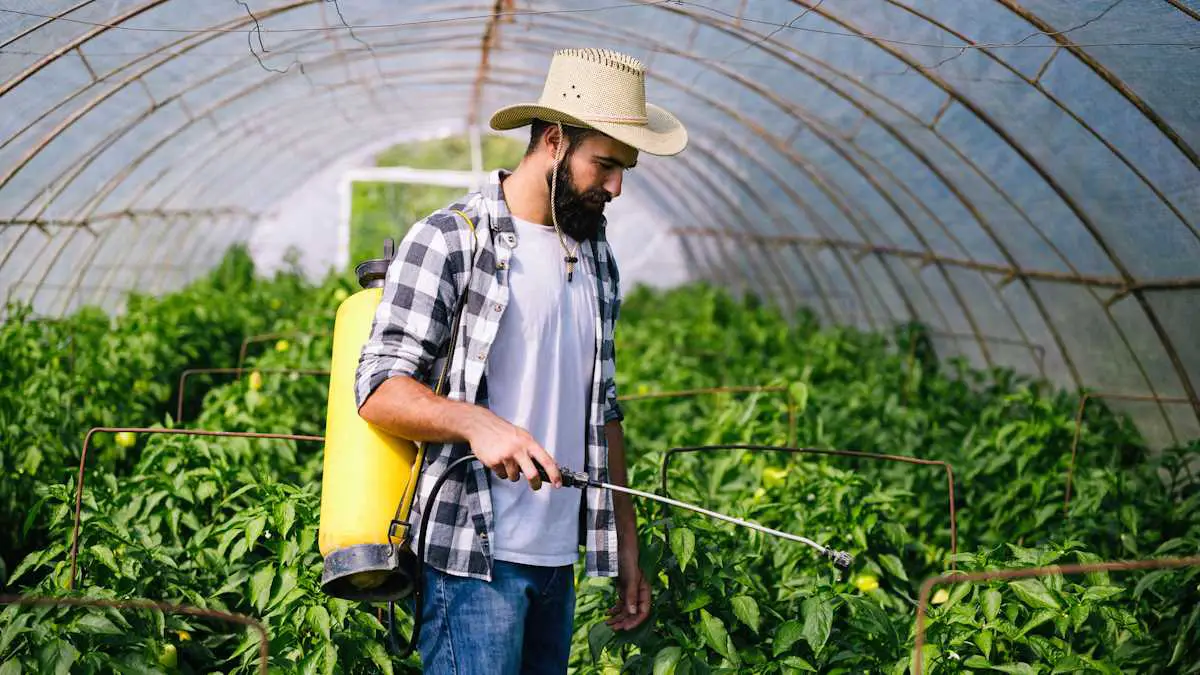 Pulvérisateurs électriques : l'arme fatale pour éliminer les nuisibles de votre jardin