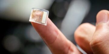 Un patch à ultrasons miniature permet une surveillance continue de la pression artérielle