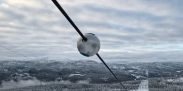 Quand des boules sur les lignes de transmission réduisent les factures d'électricité